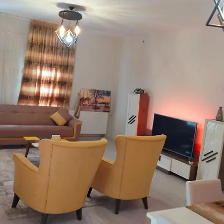 Open View Inside A Residential Complex איסטמבול